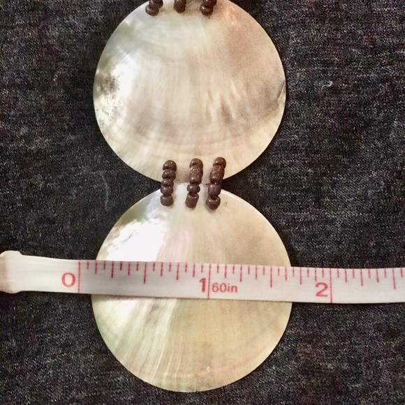 Shell Mother of Pearl Brown Beaded Button Necklace - Picture 5 of 5